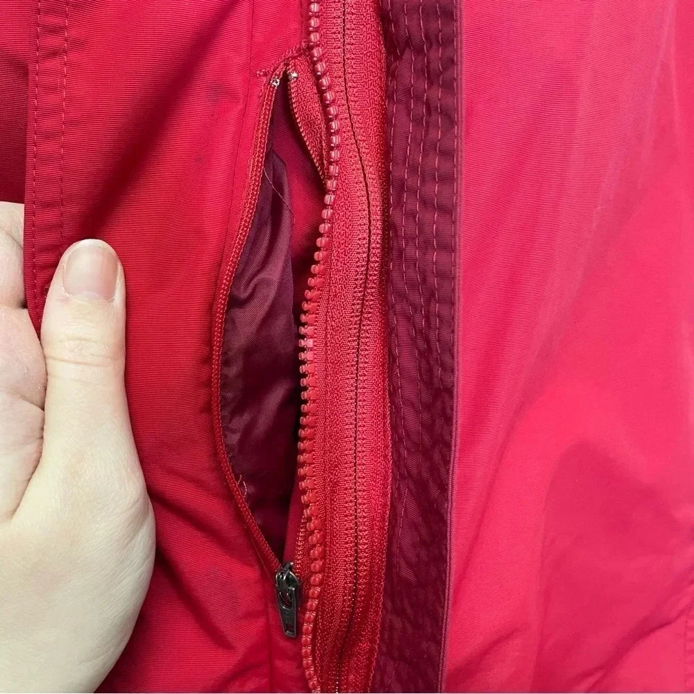 L.L. Bean women’s rain jacket shell lightweight two toned red